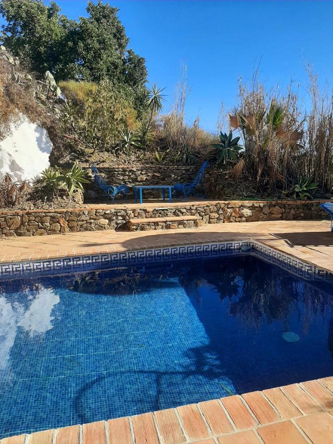 Attico Los Montes With Private Pool Vinuela Exterior photo